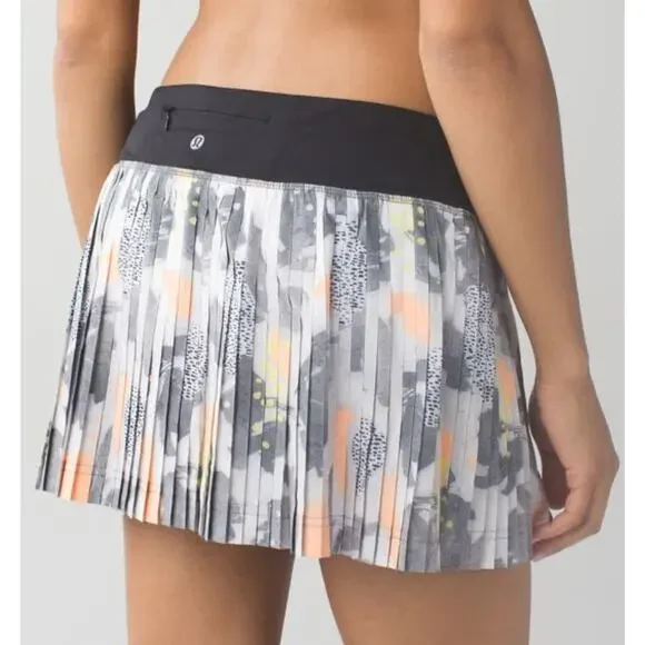 Lululemon Pleat to Street II Pleated Skirt Pickle Ball, Tennis, Golf- Size 6 - Picture 4 of 10
